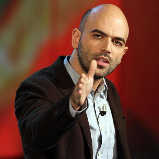 Roberto Saviano ospite della trasmissione di Raitre "Che tempo che fa" condotta da Fabio Fazio, Milano, 05 novembre 2012.
ANSA/MATTEO BAZZI